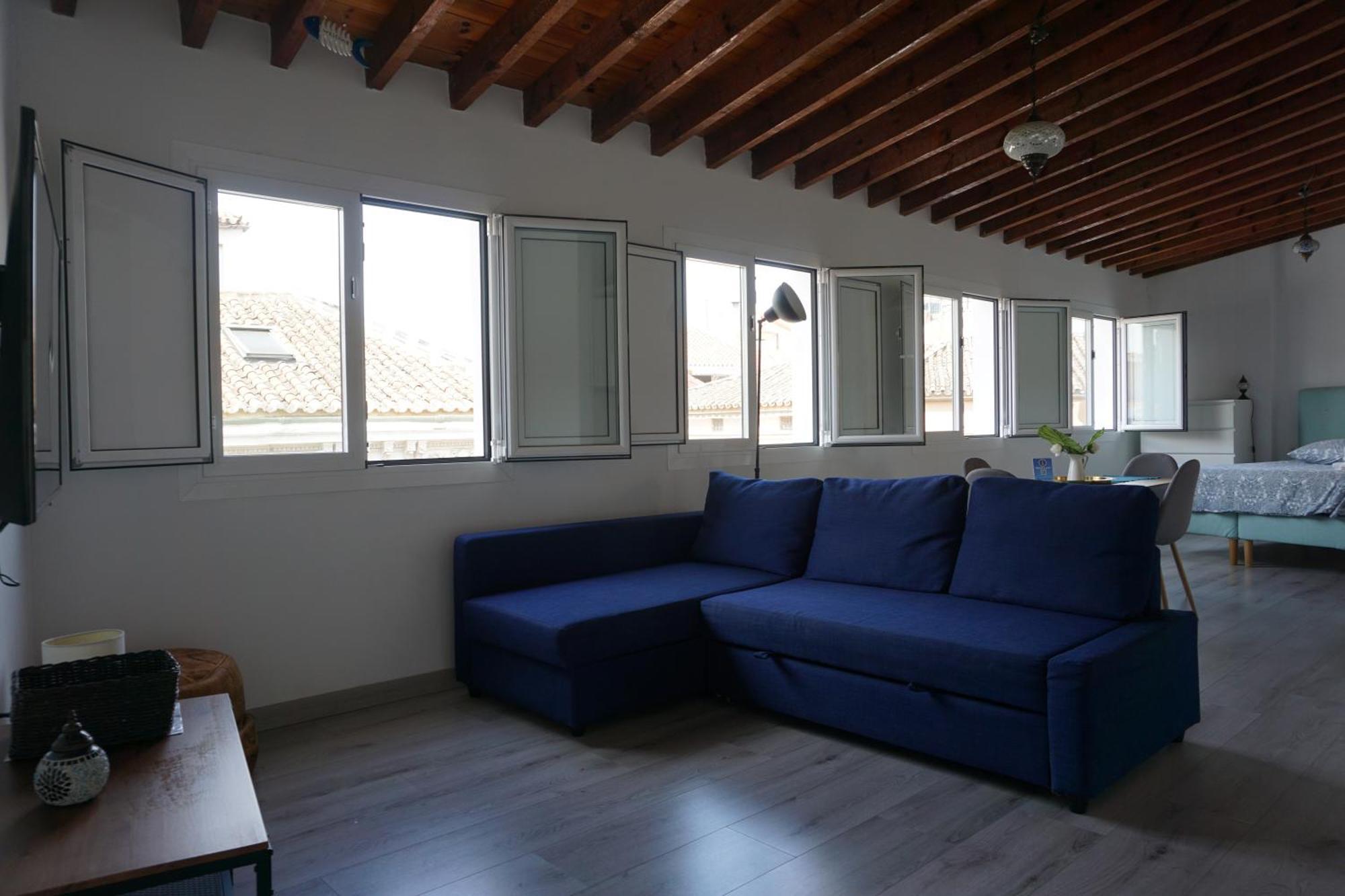 Apartamentos Mediterranea Centro Malaga Bagian luar foto