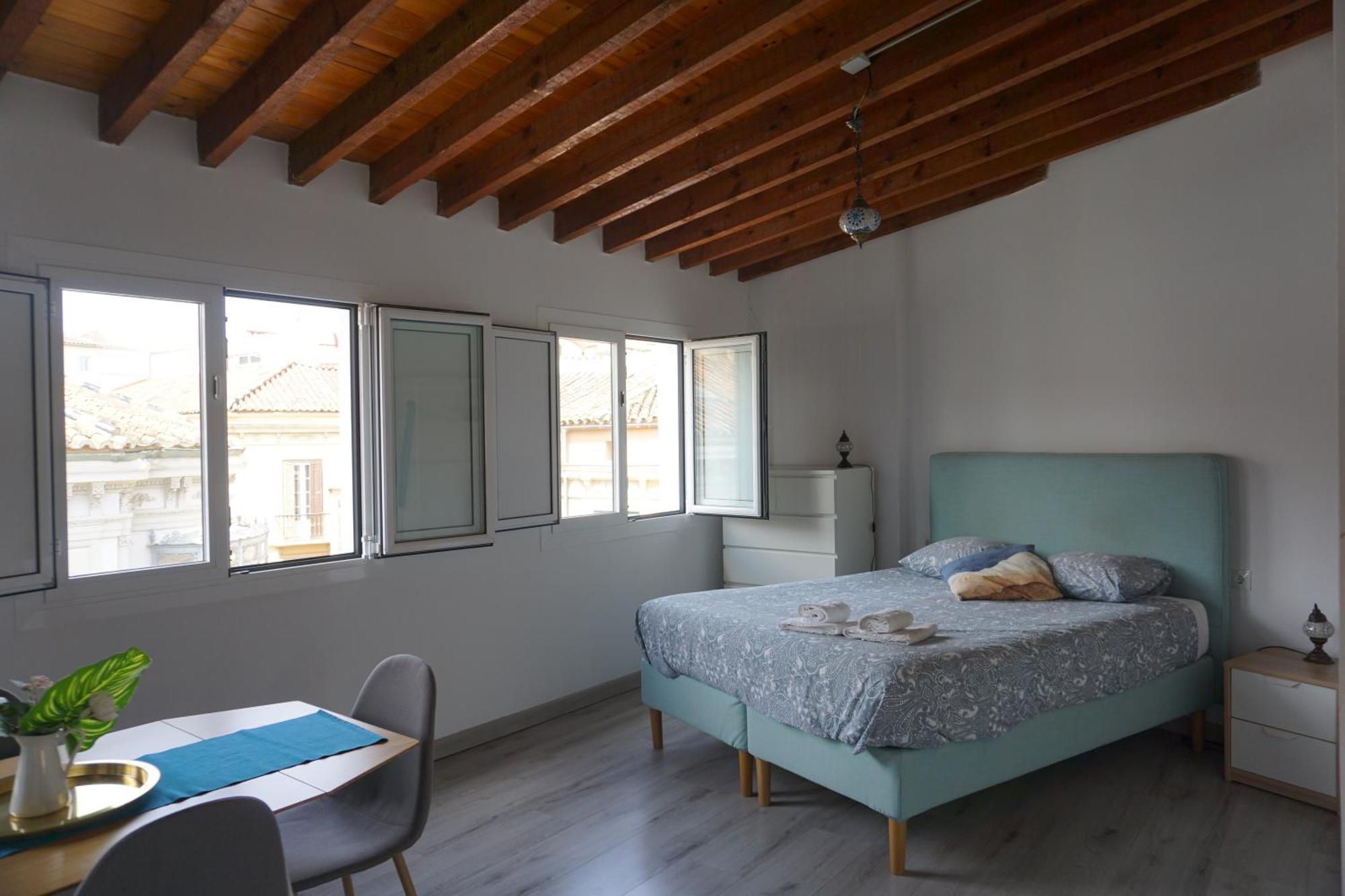 Apartamentos Mediterranea Centro Malaga Bagian luar foto