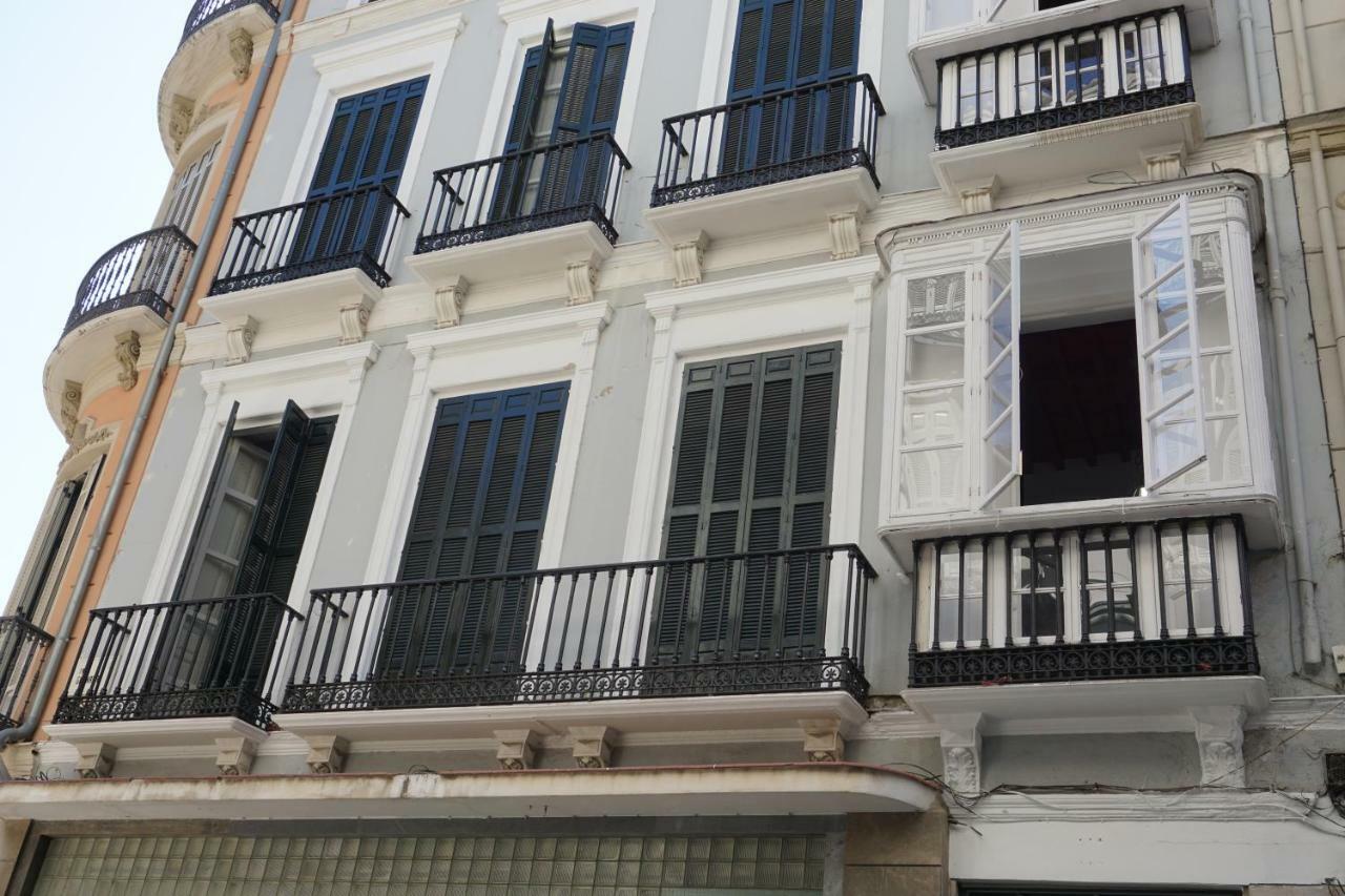 Apartamentos Mediterranea Centro Malaga Bagian luar foto