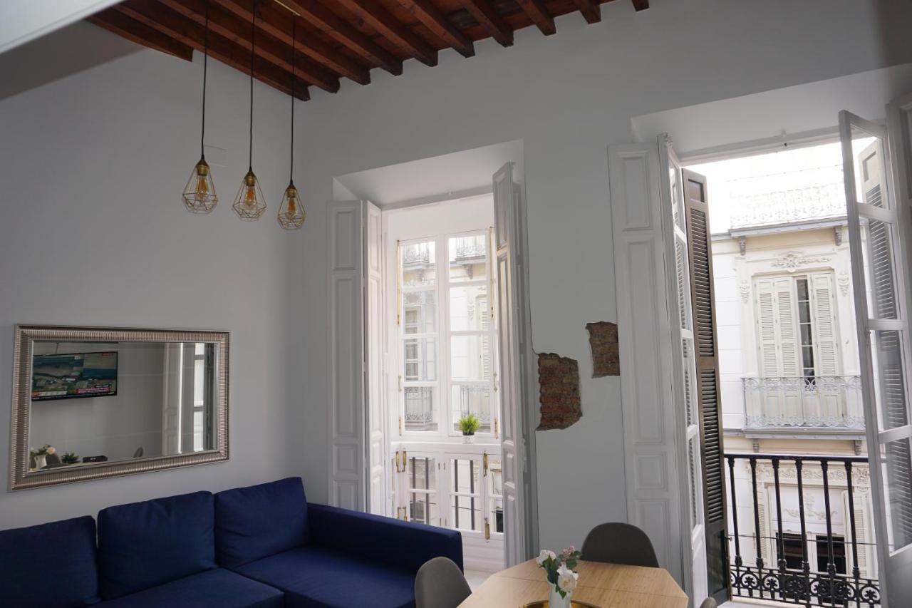 Apartamentos Mediterranea Centro Malaga Bagian luar foto