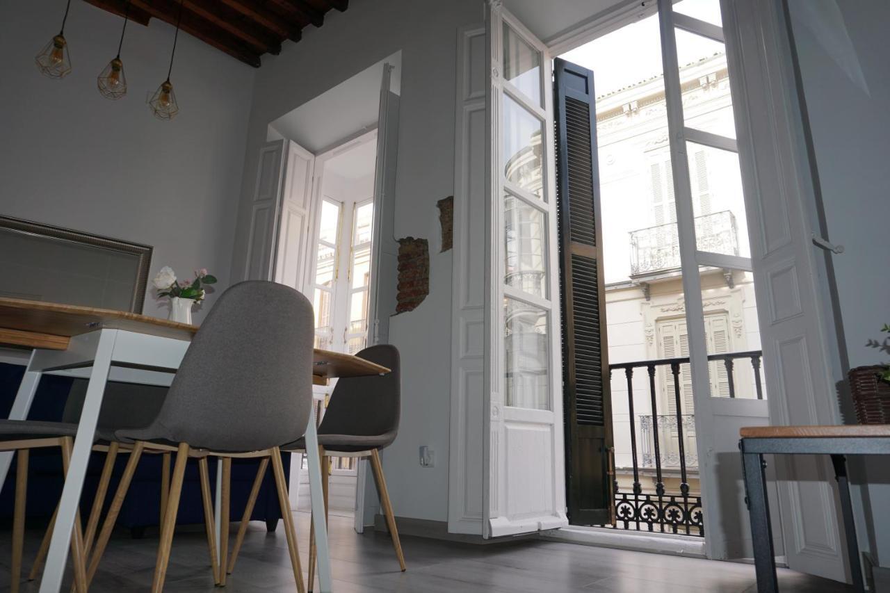 Apartamentos Mediterranea Centro Malaga Bagian luar foto