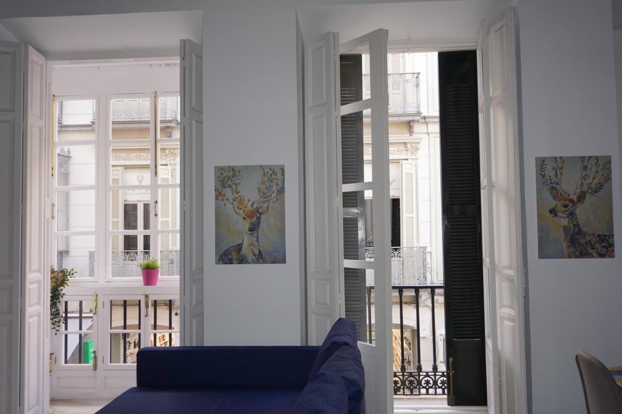 Apartamentos Mediterranea Centro Malaga Bagian luar foto