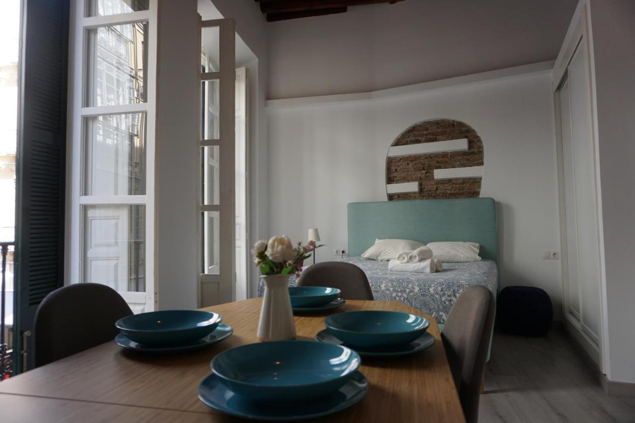 Apartamentos Mediterranea Centro Malaga Bagian luar foto