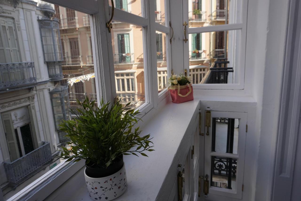 Apartamentos Mediterranea Centro Malaga Bagian luar foto