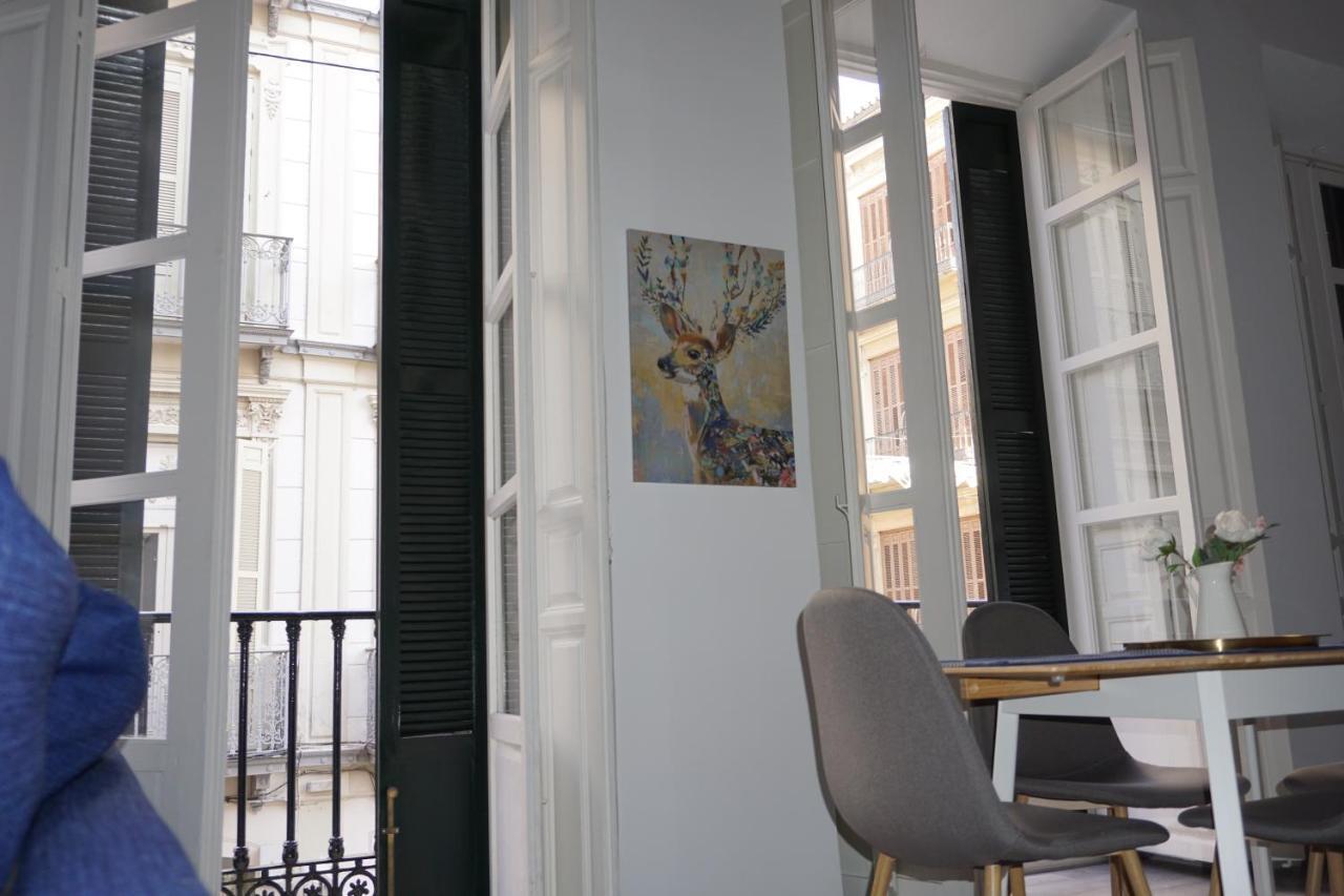 Apartamentos Mediterranea Centro Malaga Bagian luar foto