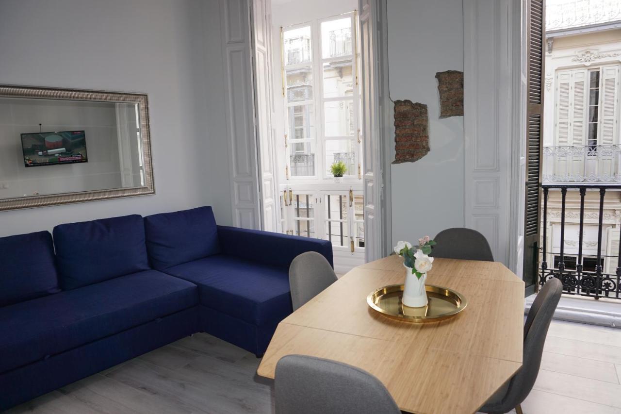 Apartamentos Mediterranea Centro Malaga Bagian luar foto