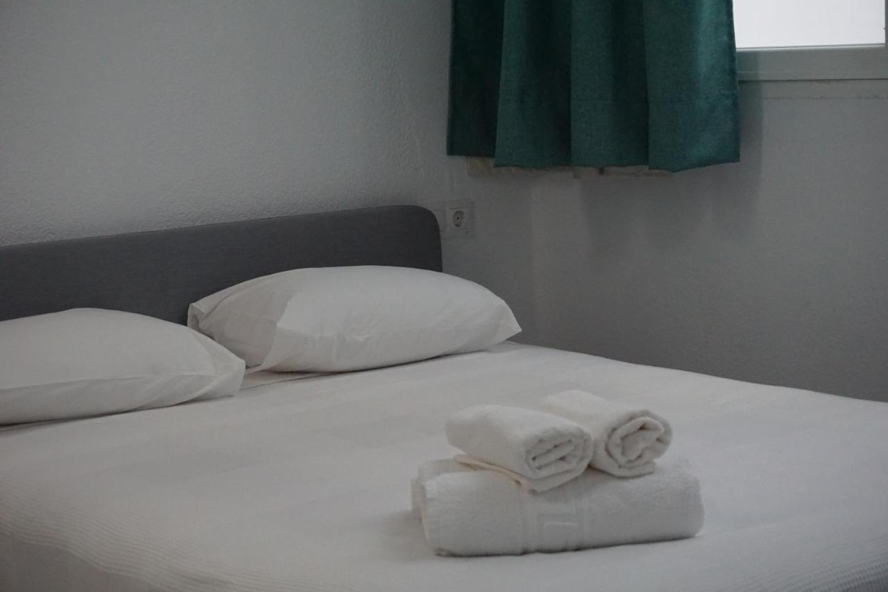 Apartamentos Mediterranea Centro Malaga Bagian luar foto